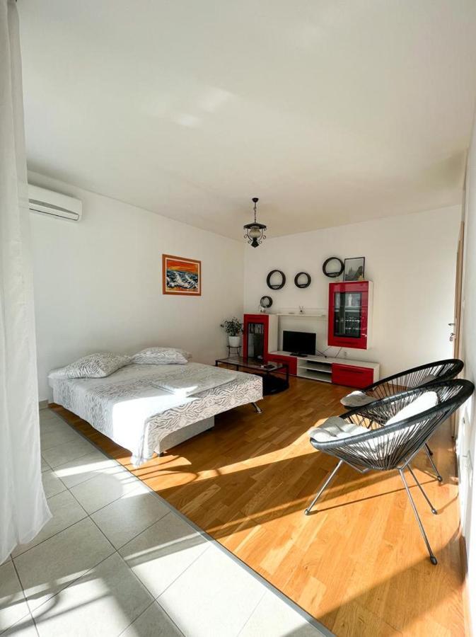 מאקרסקה Apartman Milla מראה חיצוני תמונה